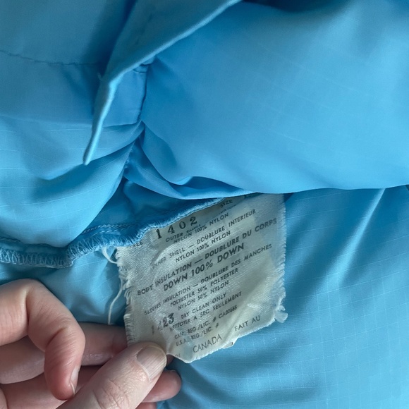 Vintage Light Blue Puffer Jacket - Picture 13 of 16